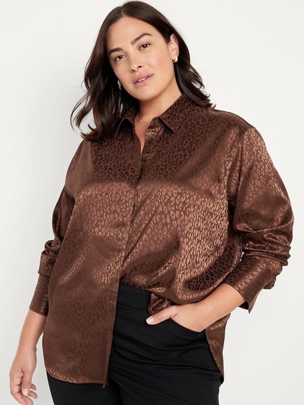Old Navy Leopard Textured Satin Button-Down Boyfriend Shirt in Espresso Bark XL